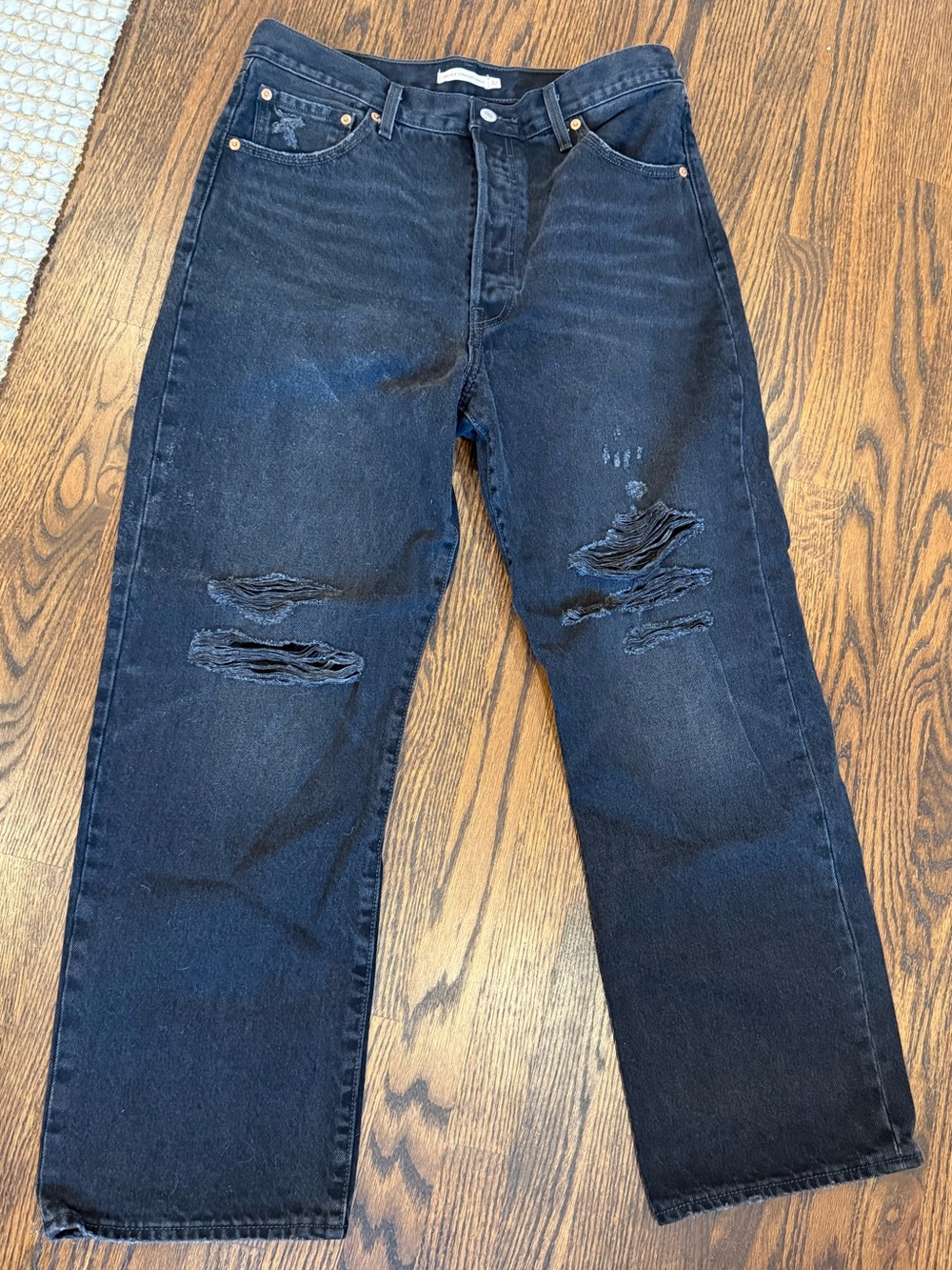 Levi’s Ribcage Straight Ankle Distressed Black Denim